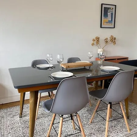 Apartment Parking, Spacieux, Calme, - Coconhome *