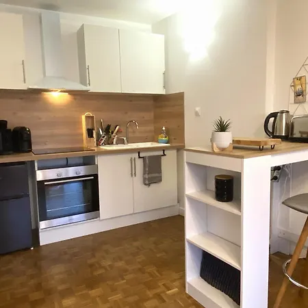 Parking, Spacieux, Calme, - Coconhome * Talence