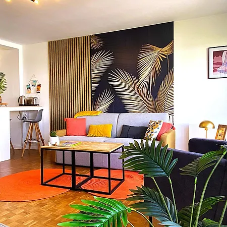 Parking, Spacieux, Calme, - Coconhome Apartment *